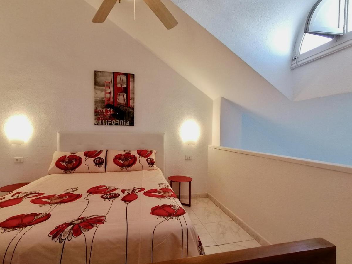 Golden View Holiday Home بلايا ذي لاس أميريكاس المظهر الخارجي الصورة