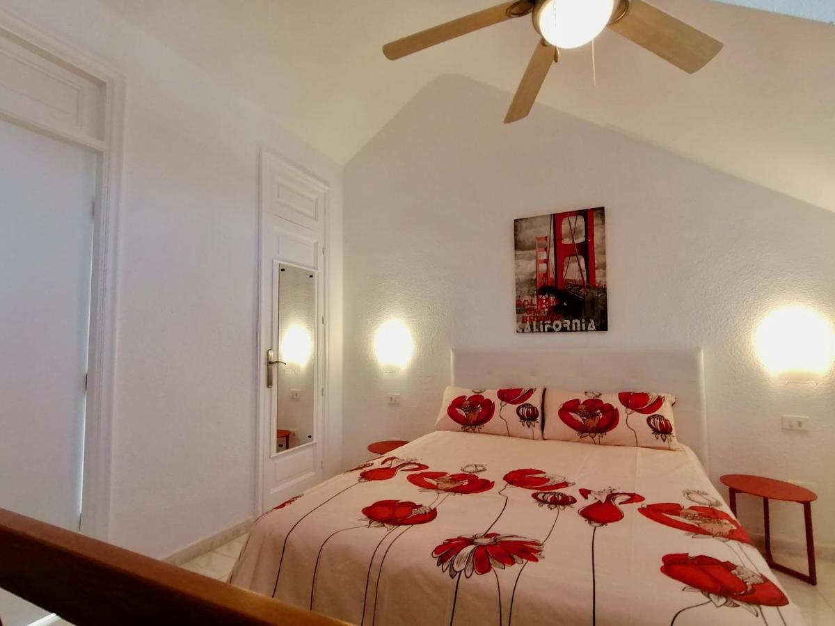 Golden View Holiday Home بلايا ذي لاس أميريكاس المظهر الخارجي الصورة
